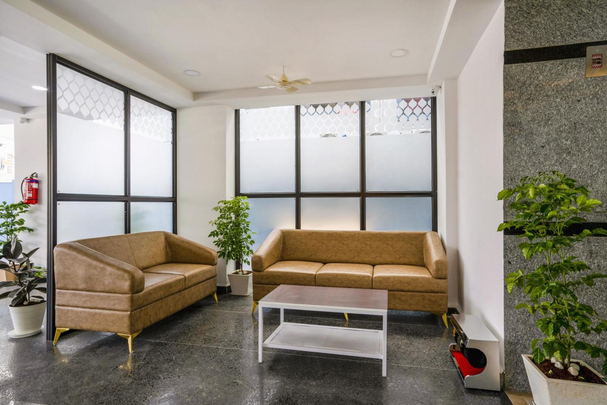 היידראבד The Balcony Suites מראה חיצוני תמונה