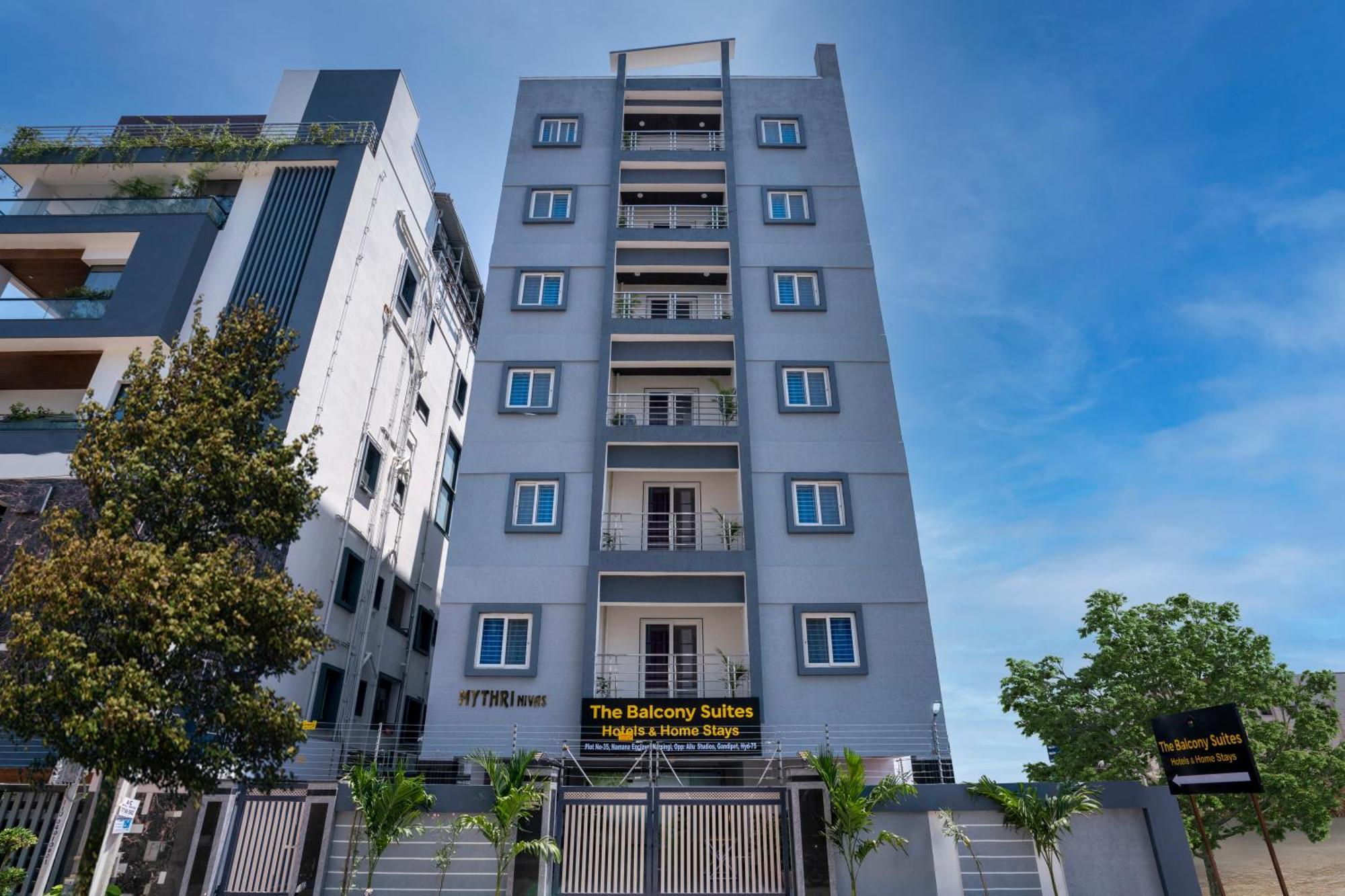 היידראבד The Balcony Suites מראה חיצוני תמונה