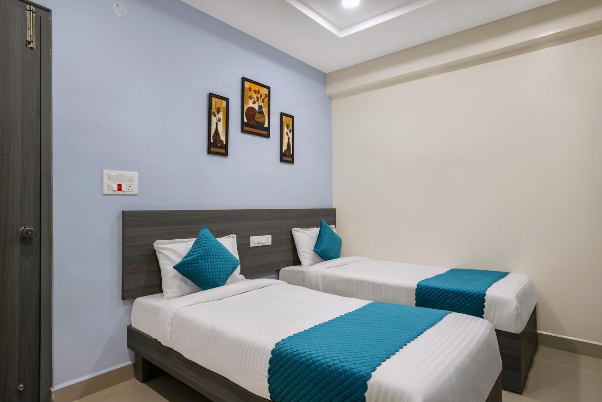 היידראבד The Balcony Suites מראה חיצוני תמונה